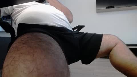 Snapshot of dravenpeak chatting on October 15, 2:35 pm DravenPeak online show from October 15, 2:35 pm