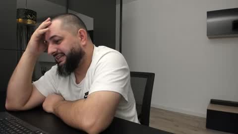 Snapshot of dravenpeak chatting on October 22, 3:38 pm DravenPeak online show from October 22, 3:38 pm