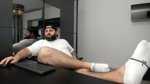 Snapshot of dravenpeak chatting on October 14, 2:13 pm DravenPeak online show from October 14, 2:13 pm