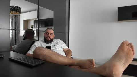 Snapshot of dravenpeak chatting on October 21, 12:19 pm DravenPeak online show from October 21, 12:19 pm