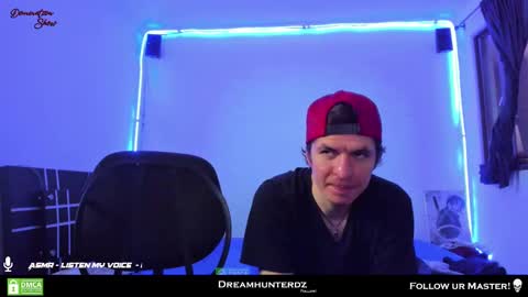 Snapshot of dreamhunterdz chatting on March 4, 9:22 pm Your lord. - ONLINE 1500 Pm to 2100 Pm - New York Hour online show from March 4, 9:22 pm