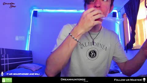 Snapshot of dreamhunterdz chatting on February 2, 8:41 pm Your lord. - ONLINE 1500 Pm to 2100 Pm - New York Hour online show from February 2, 8:41 pm