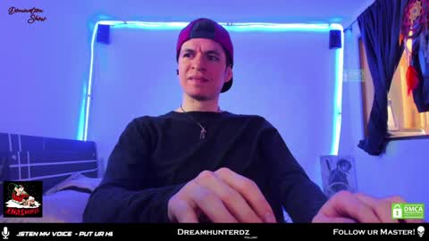 Snapshot of dreamhunterdz chatting on December 14, 9:13 pm Your lord. - ONLINE 1500 Pm to 2100 Pm - New York Hour online show from December 14, 9:13 pm