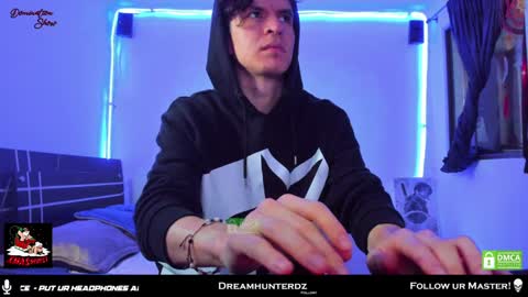 Snapshot of dreamhunterdz chatting on December 4, 10:08 pm Your lord. - ONLINE 1500 Pm to 2100 Pm - New York Hour online show from December 4, 10:08 pm