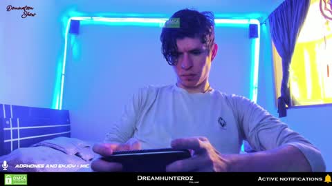 Snapshot of dreamhunterdz chatting on January 20, 7:35 pm Your lord. - ONLINE 1500 Pm to 2100 Pm - New York Hour online show from January 20, 7:35 pm
