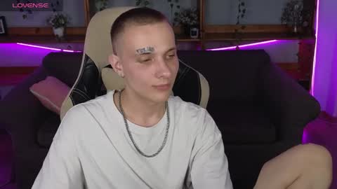 im Kai ntmu online show from April 21, 3:13 am