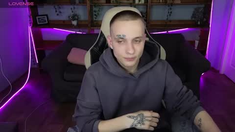 im Kai ntmu online show from April 17, 3:58 pm