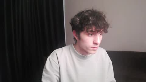 Air online show from April 19, 2:00 am