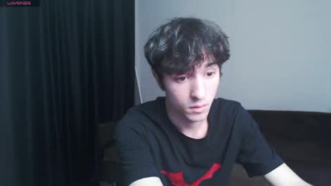 Air online show from April 12, 7:26 pm