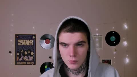 drew_soft_ online show from December 22, 7:33 pm