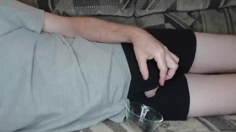 Snapshot of drippyjt chatting on October 18, 3:11 am drippyjt online show from October 18, 3:11 am