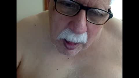 drnick069 online show from May 6, 3:45 pm