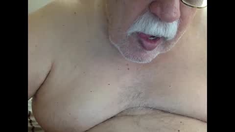 drnick069 online show from May 10, 3:35 pm