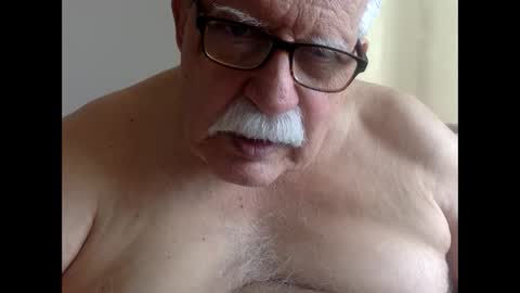 drnick069 online show from May 3, 6:43 pm