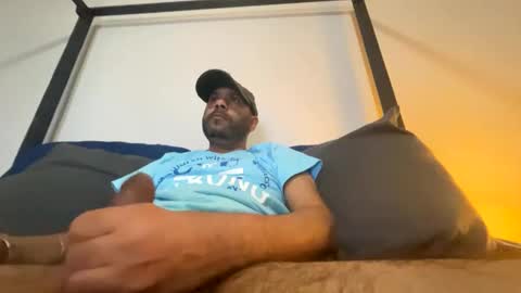 Snapshot of drspunkalott chatting on December 10, 12:34 am drspunkalott online show from December 10, 12:34 am