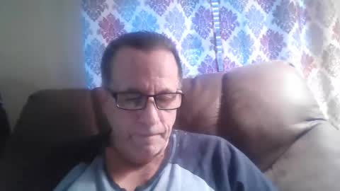 drthick1224 online show from October 18, 6:35 pm