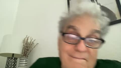 DrTony4u222100 online show from December 6, 5:44 pm