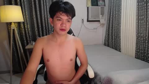 Arch online show from March 2, 8:03 pm