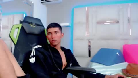 DANIEL online show from October 18, 6:13 pm