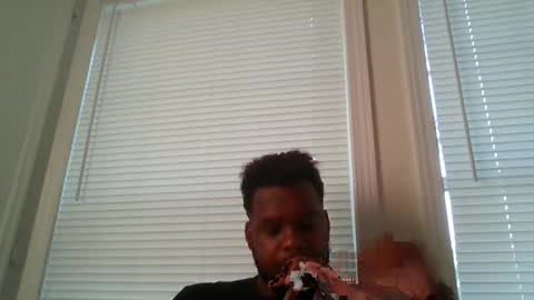 Snapshot of dsmoov_ chatting on September 17, 1:12 pm SmoovFanz online show from September 17, 1:12 pm