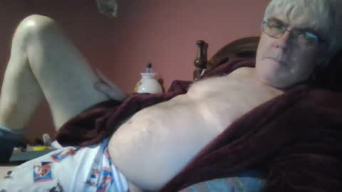 Snapshot of dug38 chatting on October 1, 9:41 pm Doug online show from October 1, 9:41 pm