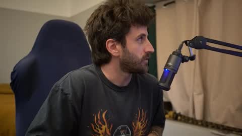 Snapshot of dukethedude chatting on October 26, 2:24 am Duke online show from October 26, 2:24 am