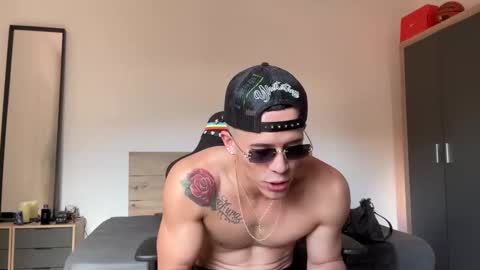 Duncan Collins online show from May 7, 1:22 pm