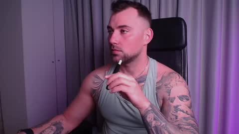 DuncanStone online show from April 11, 6:42 am