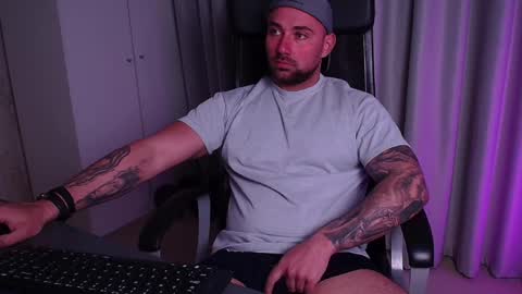 DuncanStone online show from April 23, 7:24 am