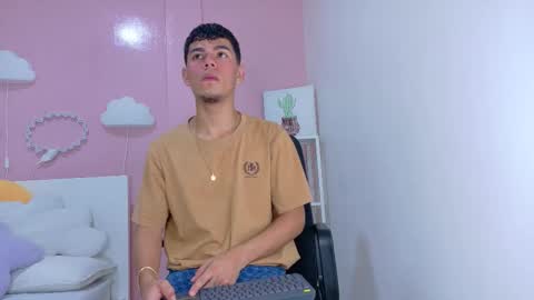 Duolistt  online show from February 3, 12:32 pm