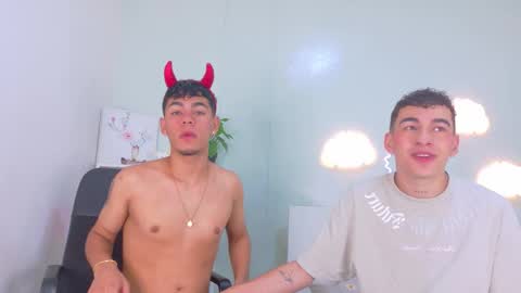 Duolistt  online show from February 1, 11:53 am