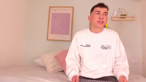 Duolistt  online show from February 9, 11:37 am