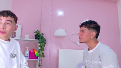 Duolistt  online show from February 12, 12:11 pm