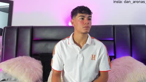 Thomas and Noah online show from April 9, 11:38 am