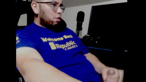 duroporelchiquito online show from March 24, 4:50 am