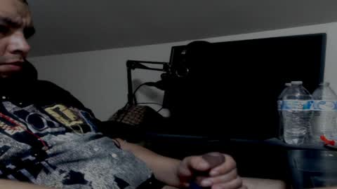 duroporelchiquito online show from March 27, 2:07 pm