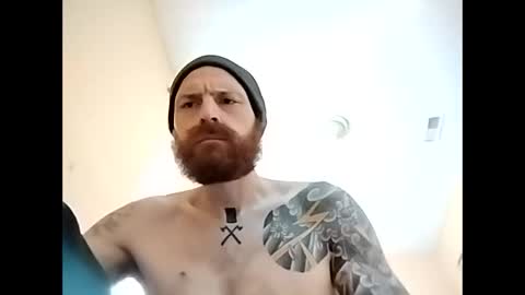 dust0132 online show from November 18, 4:22 pm