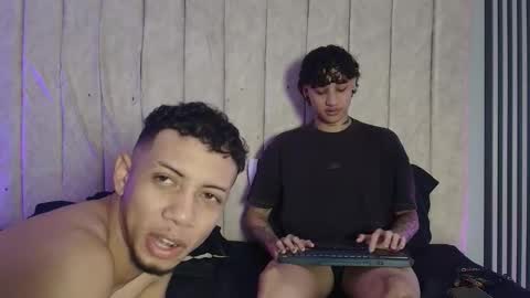 dustinandjordan online show from November 7, 10:02 pm