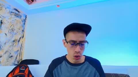 Dustin Dollin online show from March 24, 6:13 pm