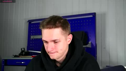 Dustyn online show from February 4, 3:07 pm