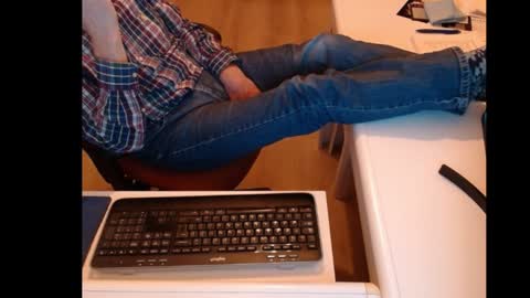 Snapshot of dutchpornking2 chatting on December 27, 6:53 pm dutchpornking2 online show from December 27, 6:53 pm
