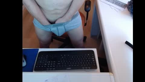 Snapshot of dutchpornking2 chatting on March 6, 8:41 am dutchpornking2 online show from March 6, 8:41 am