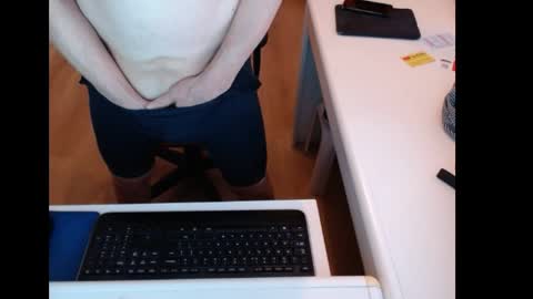 dutchpornking2 online show from April 28, 6:29 am