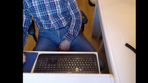 Snapshot of dutchpornking2 chatting on January 9, 6:57 pm dutchpornking2 online show from January 9, 6:57 pm