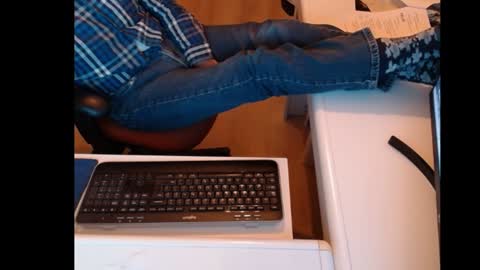 Snapshot of dutchpornking2 chatting on December 23, 5:54 pm dutchpornking2 online show from December 23, 5:54 pm