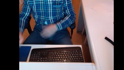 Snapshot of dutchpornking2 chatting on January 7, 7:54 am dutchpornking2 online show from January 7, 7:54 am