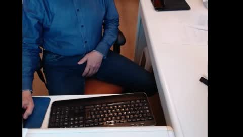 dutchpornking2 online show from April 26, 5:43 pm