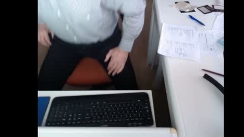 Snapshot of dutchpornking2 chatting on December 26, 8:18 am dutchpornking2 online show from December 26, 8:18 am
