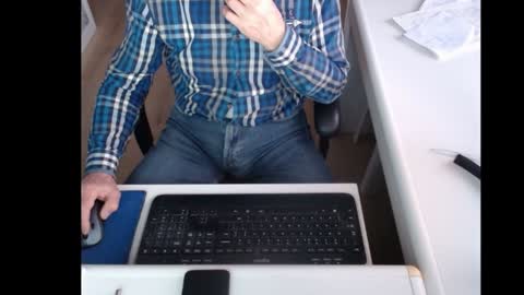 Snapshot of dutchpornking2 chatting on January 21, 8:00 am dutchpornking2 online show from January 21, 8:00 am