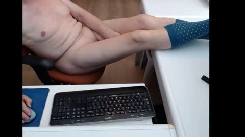 dutchpornking2 online show from April 24, 12:40 pm